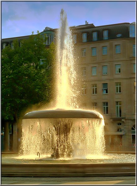 Brunnen_Oper_Frankfurt