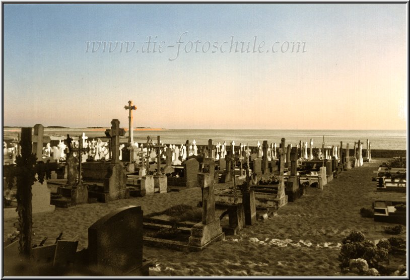 Ein Friedhof an der franzsischen Atlantik-Kste.