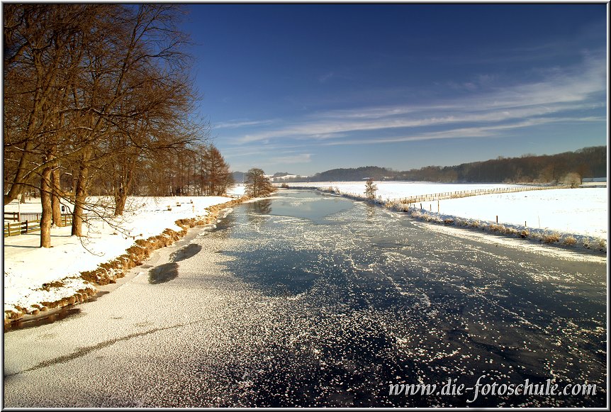 In Geisecke an der Ruhr mit Polfilter fotografiert