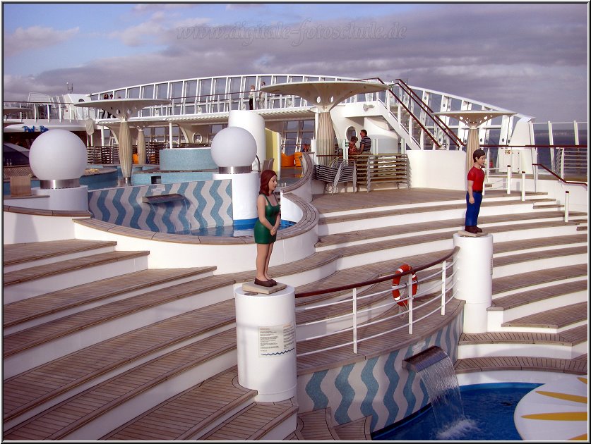 AIDA025.jpg - Sonnendeck AIDAbella