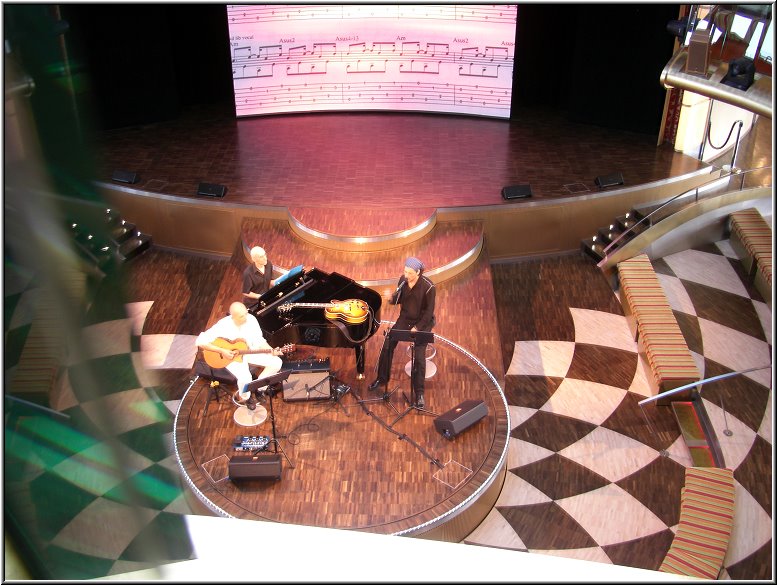 AIDA030.jpg - Blick ins Theatrium