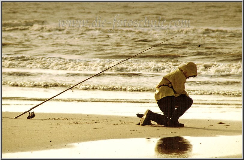angler_egmond.jpg - Angler in Egmond aan Zee NL 1985