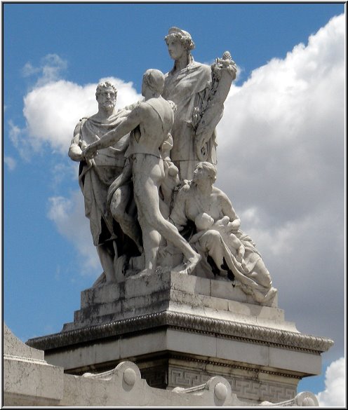 AIDA108.jpg - Am Denkmal für Vittorio Emanuele an der Piazza Venezia