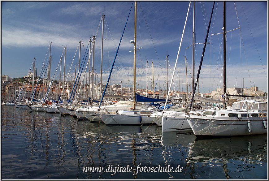 AIDA150.jpg - Marseille, alter Hafen Vieux Port