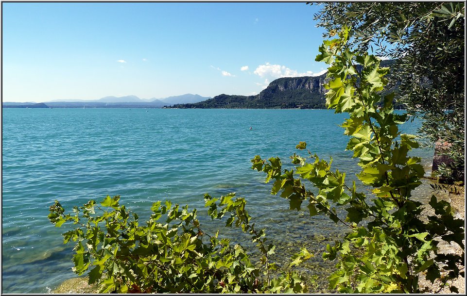 Garda_011.jpg - Blick zur Landzunge Punta San Viglio.