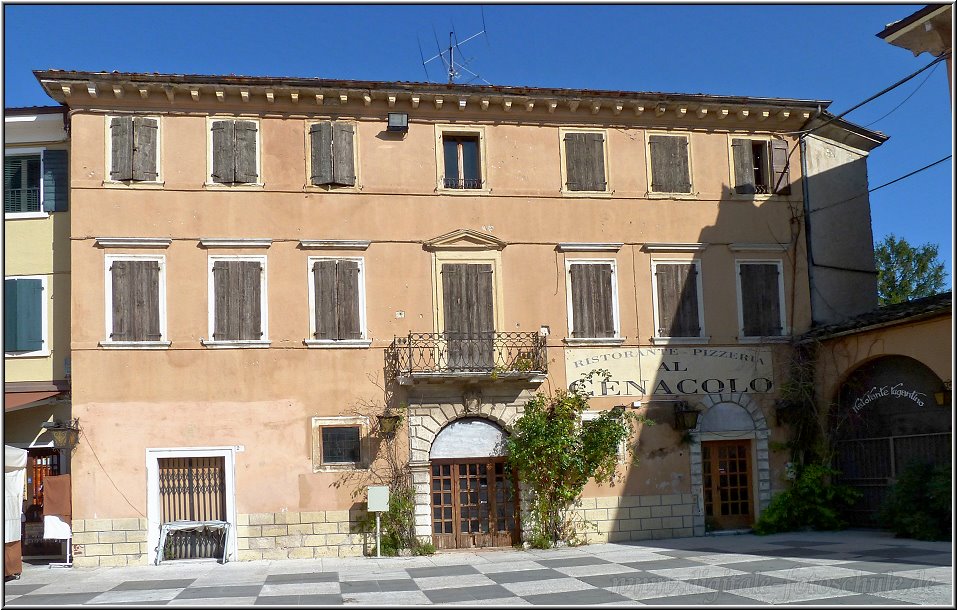 Lazise_020.jpg - Am Marktplatz von Lazise