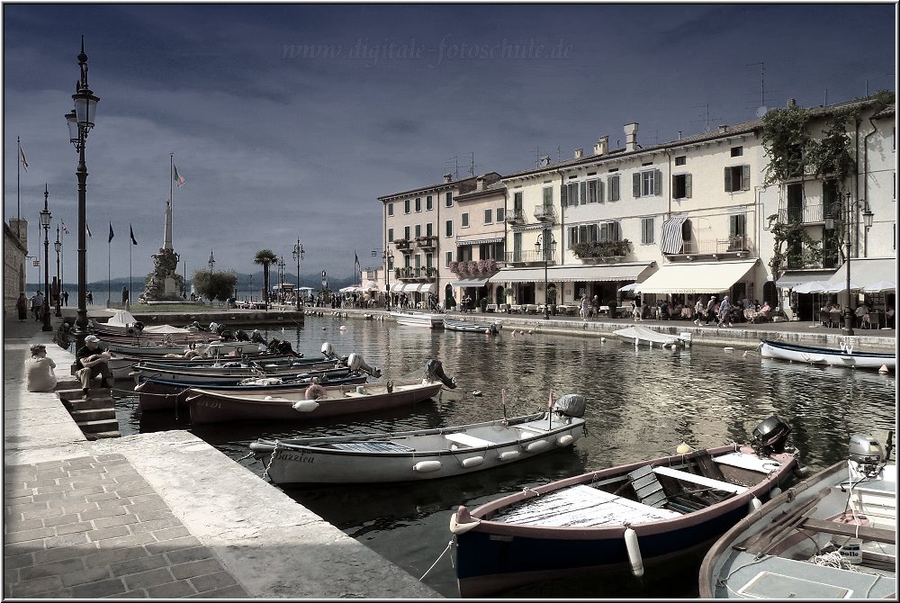 Lazise_040_a.jpg - Der Hafen von Lazise