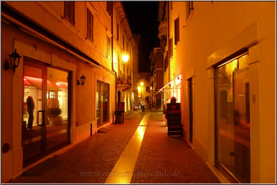 Peschiera_Night_029.jpg - Abends in Peschiera.