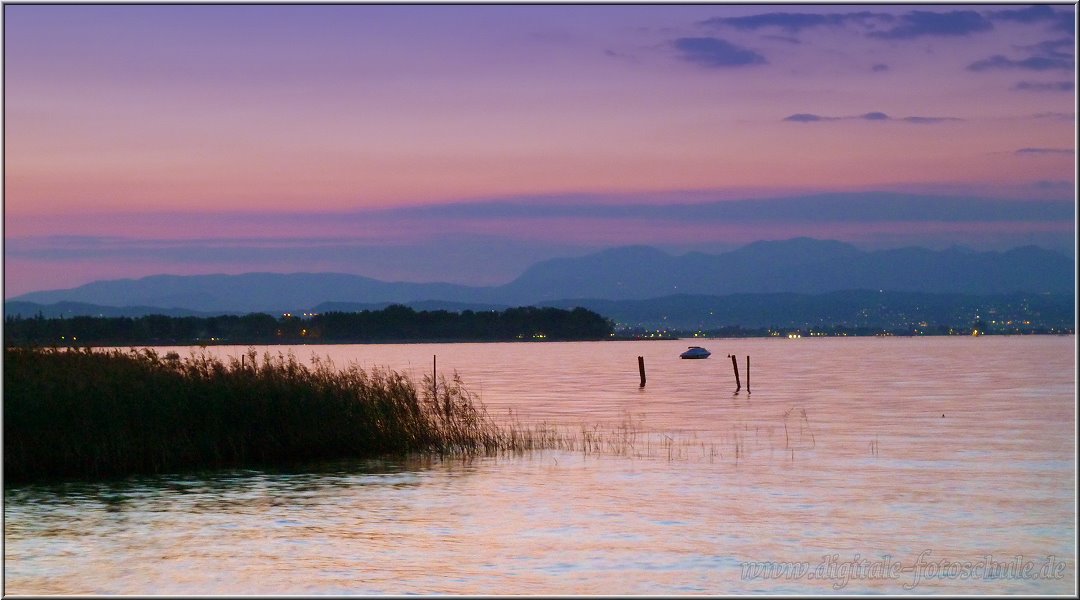 Peschiera_Night_032.jpg - Abendidylle am See