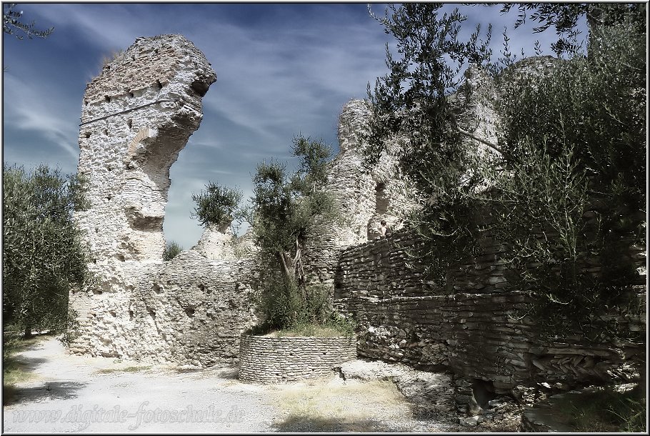 Sirmione_Grotten_003_a.jpg - Grotten des Catull