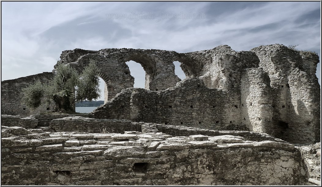 Sirmione_Grotten_019_a.jpg - Grotten des Catull