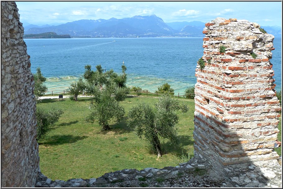 Sirmione_Grotten_023.jpg - Grotten des Catull