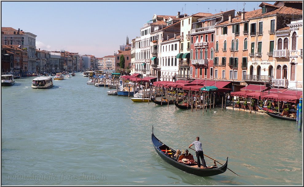 Venedig_Ralfonso_032.jpg - Blick von der Rialto-Brücke auf den Canale Grande
