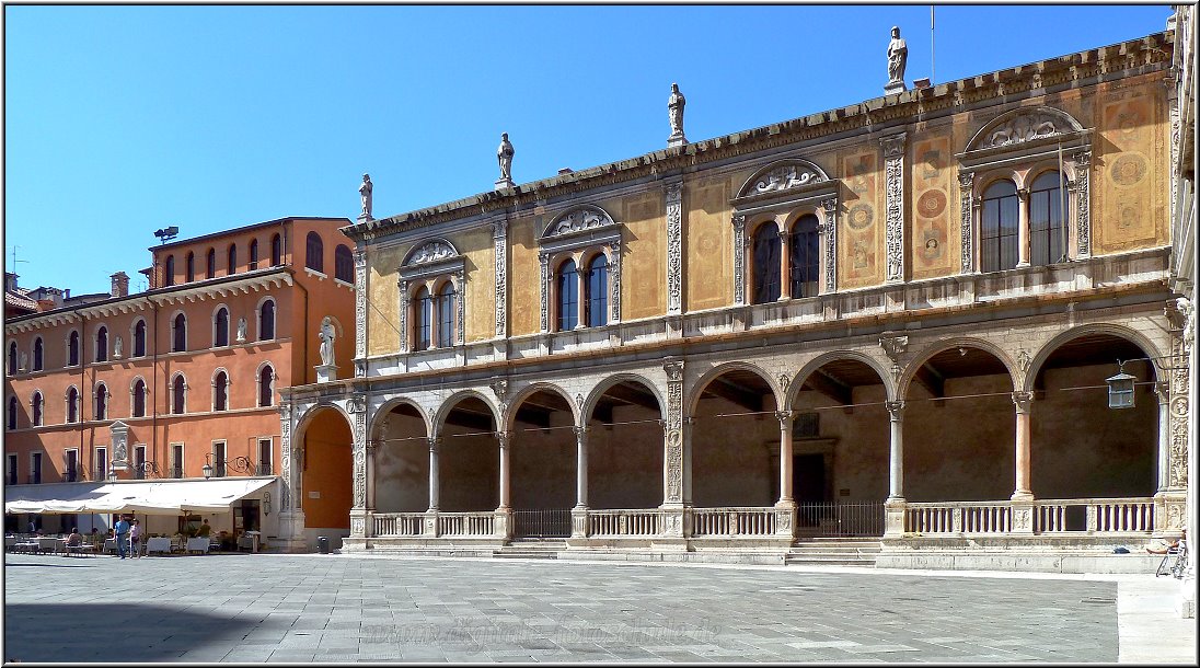 Verona_025.jpg - Auch mitten in Verona gibt es ruhige Plätze