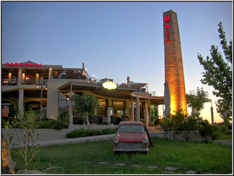 Tigaki_Tingaki_Fotoschule_052.jpg - Mall-Bar mit prima Ausblick