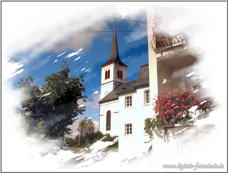 Mosel_Die_Fotoschule_046.jpg - Postkarten-Stil der 70er  --  Kirche von Minheim