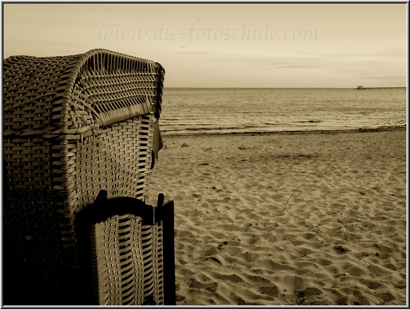 Der Strandkorb ist mit den Stdten der Ostsee fest verwachsen