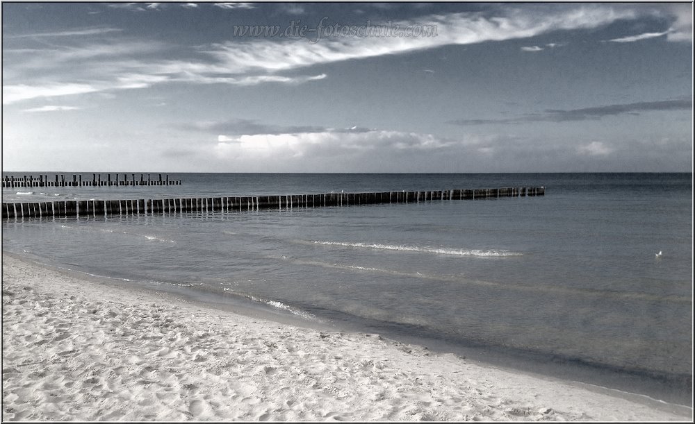 Zingst_2013_H001.jpg - Solltest Du Dich bis hierhin gefragt haben, warum ich noch nichts zu technischen Aufnahmedaten, wie Blende, Verschlusszeit etc. geschrieben habe: alle bisherigen Fotos sind mit dem Smartphone (iPhone4s) entstanden. Da ist es mit den manuellen Belichtungsdaten etwas schwierig.