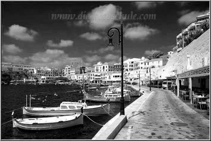 Es_Castell_17.jpg - Der romantische Hafen von Es Castell auf Menorca, nahe Mao (Mahon)