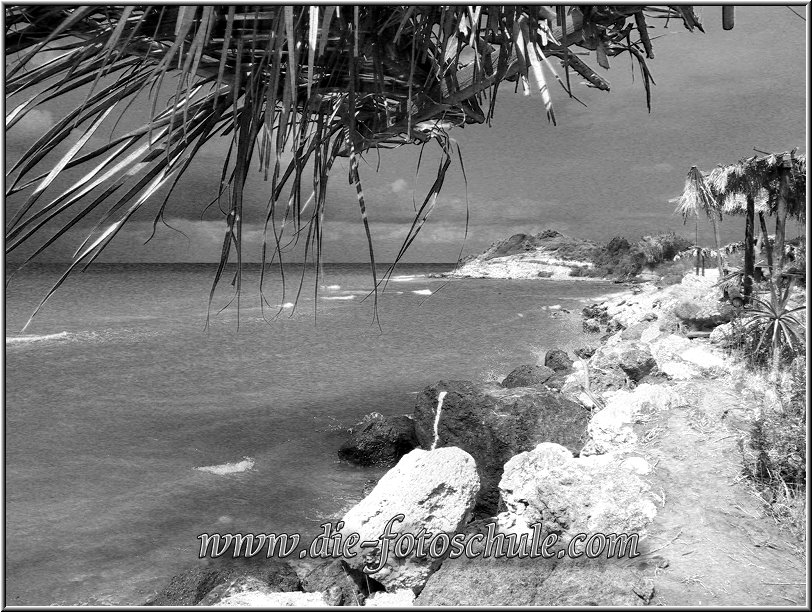 Strand_Blauer_See_Korfu_sw.jpg - Am Corrosion Lake im Südwesten Korfus