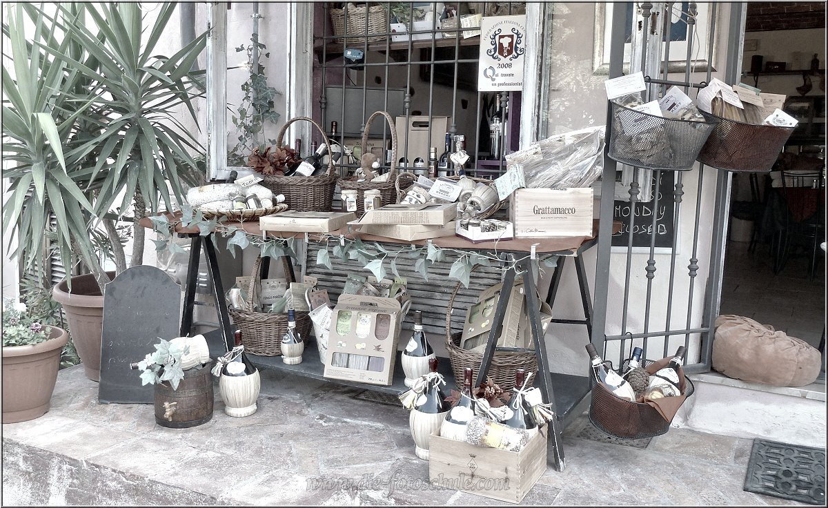 Ein kleiner Laden in Castagnetto Carducci