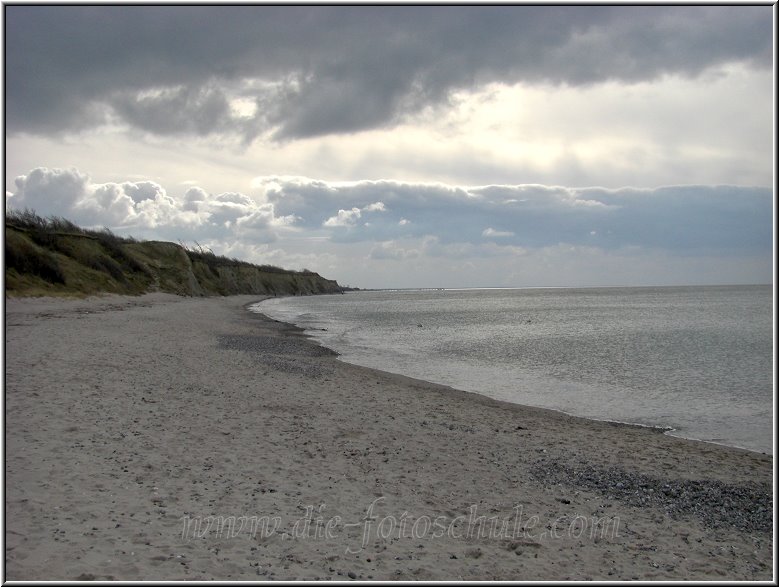 Ahrenshoop_Ostsee12_Die_Fotoschule.jpg - Strand von Ahrenshoop, in Richtung Steilküste