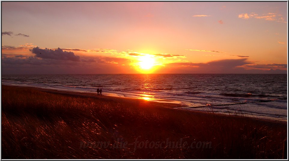 Ahrenshoop_Ostsee35_Die_Fotoschule.jpg - Sonnenuntergang am Strand