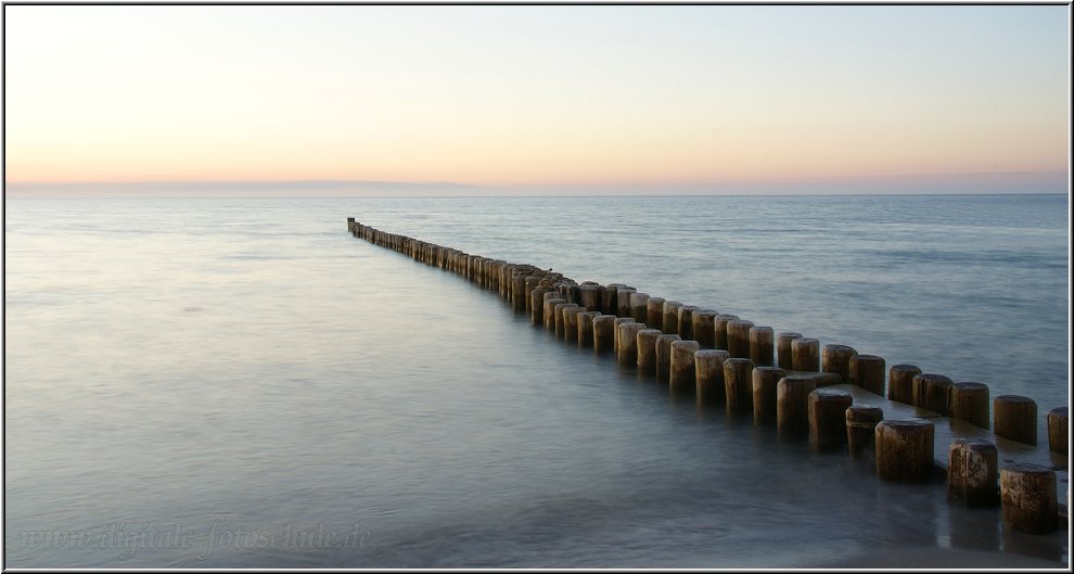 7719_Poeller_Ahrenshoop_Langzeit_001.jpg - Ostsee-Idylle am Darß